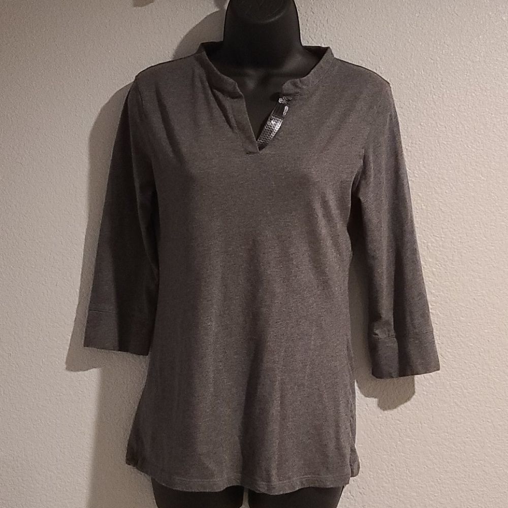 Gap Charcoal Gray Sequins Collar 3/4 Sleeve Tshirt